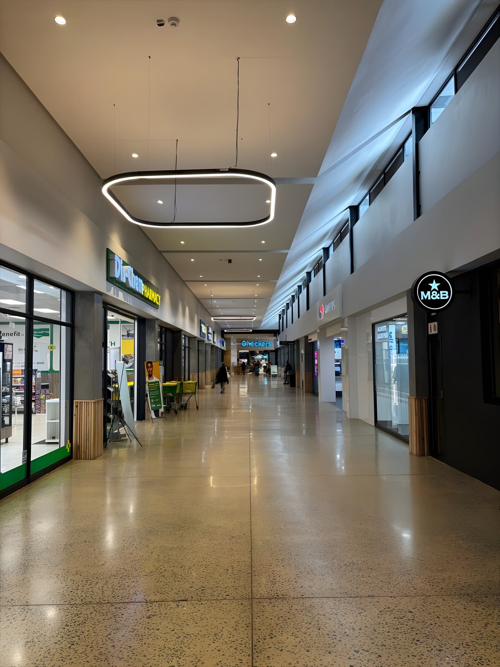 Centre information and trading hours